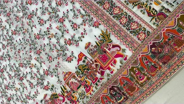 Cream_Printed_Saree_for_Women