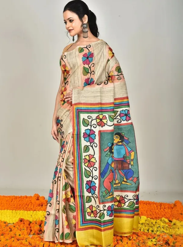 Beige_Floral_Printed_Saree_for_Women