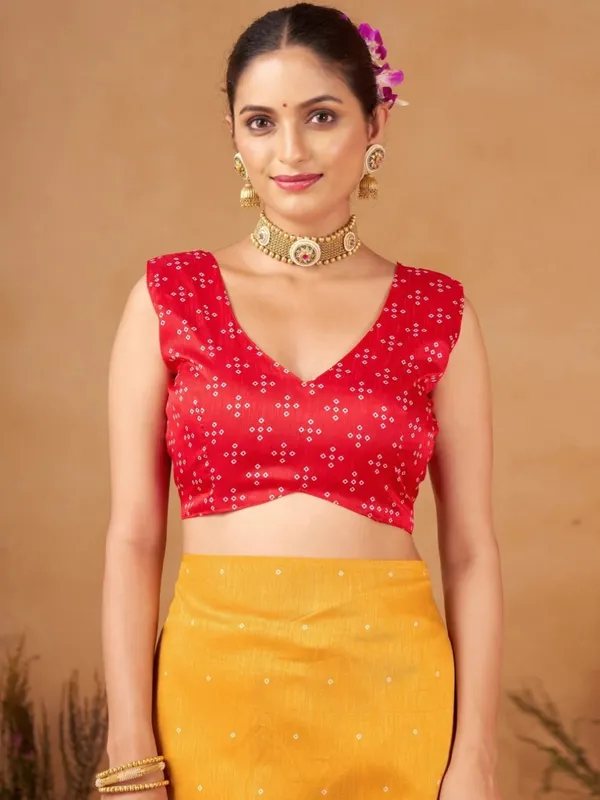 Yellow_Floral_Printed_Saree_For_Women