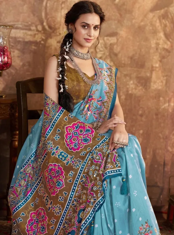 Blue_Floral_Printed_Saree_for_Women