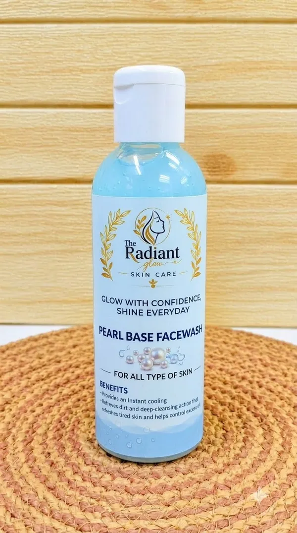 The_Radiant_Glow_Pearl_Base_Facewash
