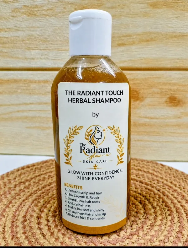 The_Radiant_Touch_Herbal_Shampoo