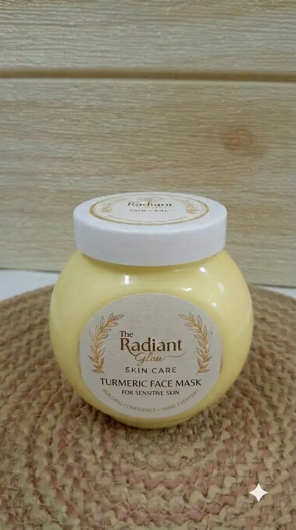 The_Radiant_Glow_Turmeric_Face_Mask
