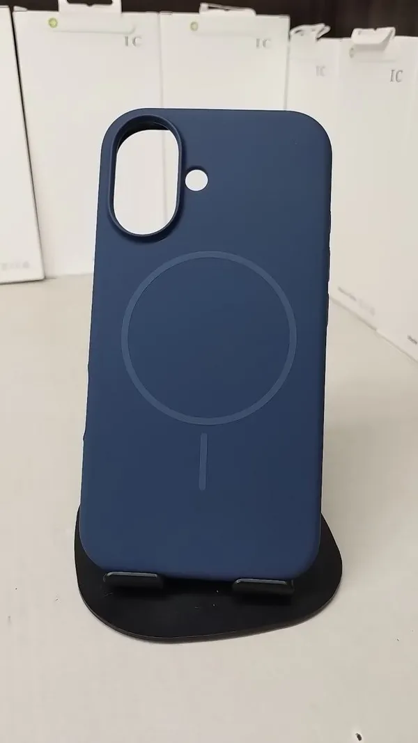 Blue_Magnetic_Phone_Case