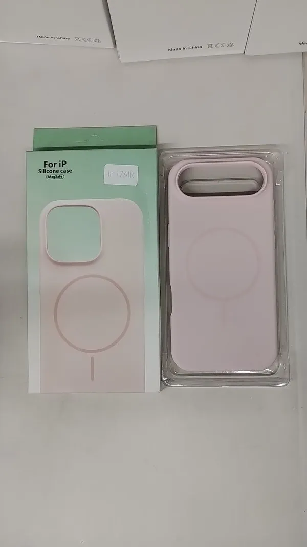Pink_Magnetic_Wireless_Charging_Stand