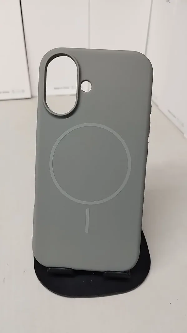 Blue_Magnetic_Phone_Case