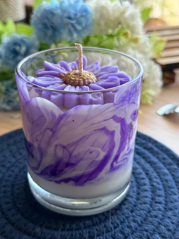 Glass_Decorative_Purple_Marbled_Floral_Candle
