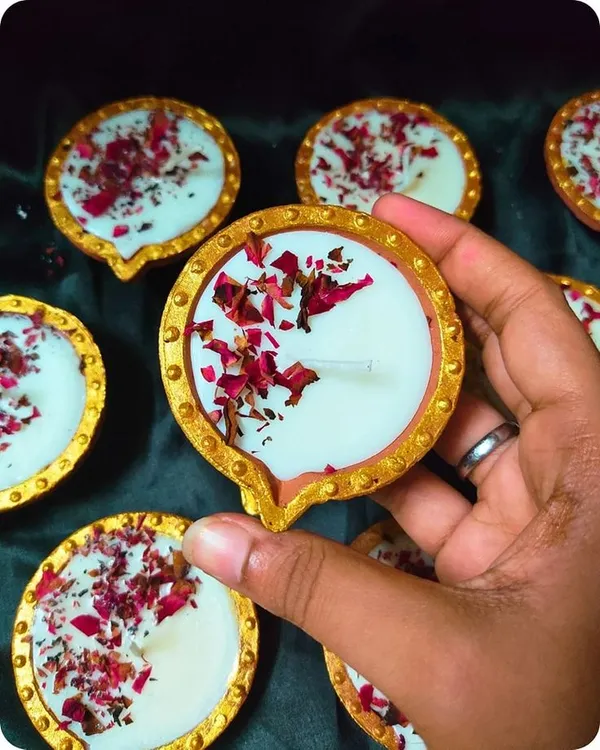 Wax_Festive_Dried_Rose_Petal_Diya_Tealight_Candle_White_-_Pack_of_2