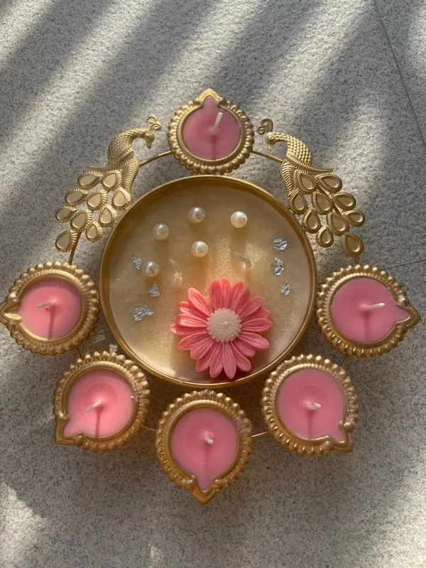 Metal_Festive_Floral_Gold_Tone_Diya_Set