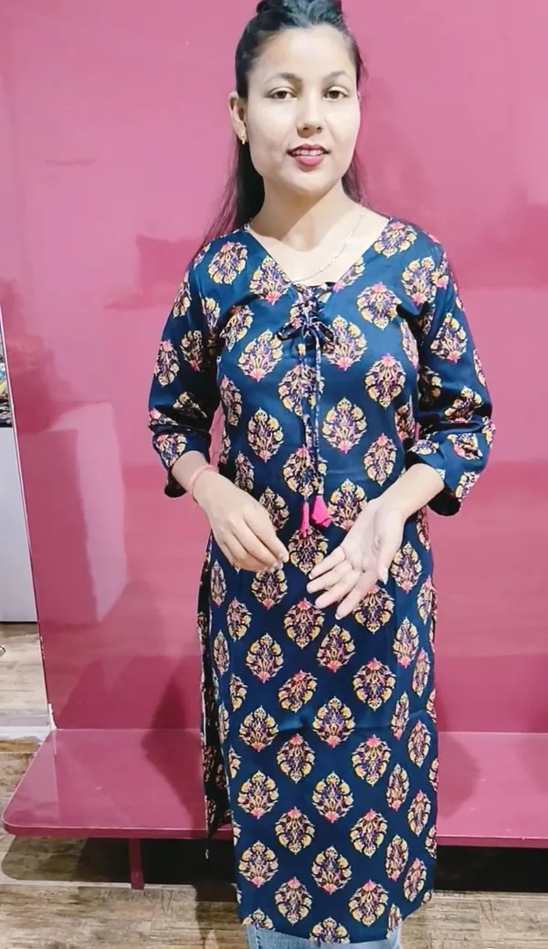 Kashnavika_Vastrakala_Women_Printed_Straight_Kurta_(Blue)