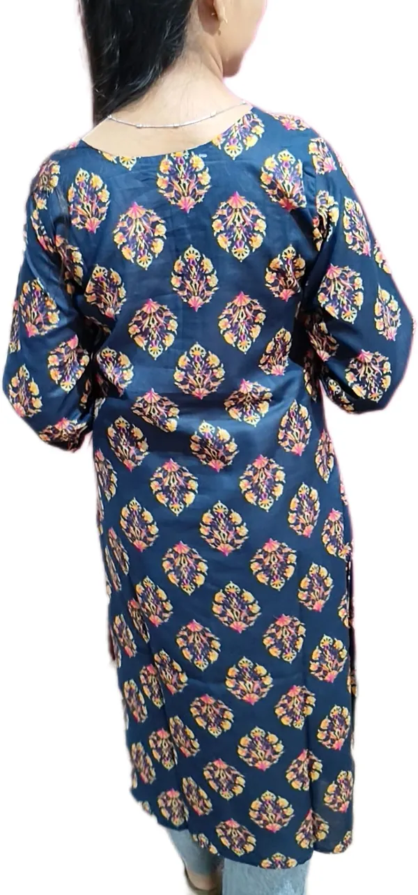 Kashnavika_Vastrakala_Women_Printed_Straight_Kurta_(Blue)