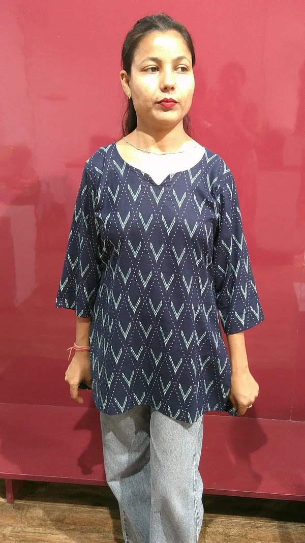 Kashnavika_Vastrakala_Women_Printed_Straight_Kurta_(Blue)