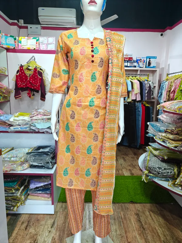 Saffron_Cotton_Polyester_Blend_Printed_Kurta_Set_For_Women