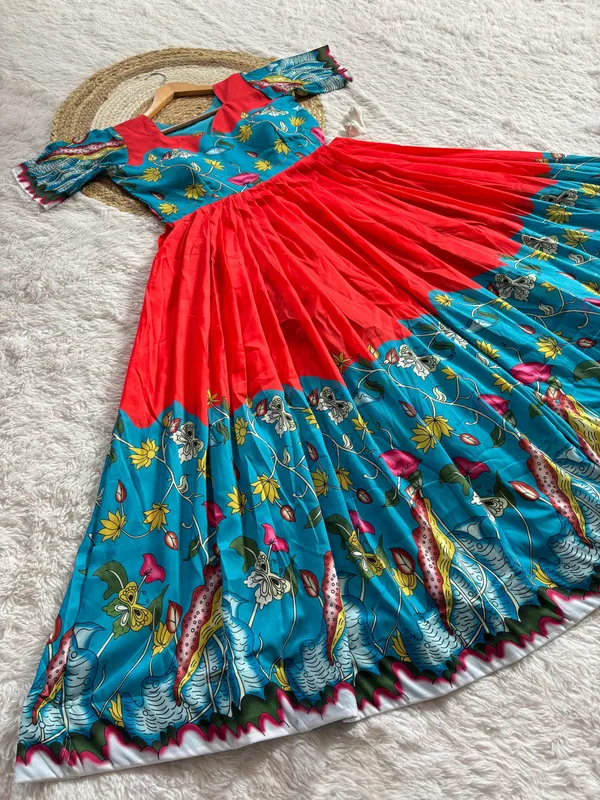 Ruby_Red_Kalamkari_Printed_Muslin_Gown