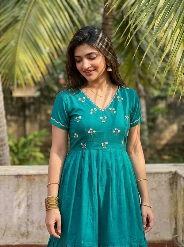 Elegant_Rama_Green_Ethnic_Gown_For_Women_Handworked_Moti_Kardana_Long_Dress