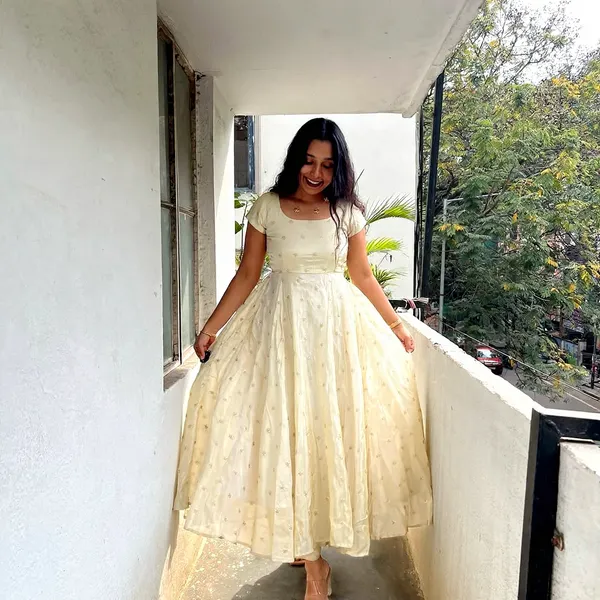 Cream_Anarkali_Dress_With_Navy_Blue_Dupatta_Elegant_Women's_Ethnic_Wear
