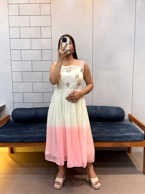 Pink_Pedding_Fox_Georgette_Maxi_Dress_With_Beads_Kardana_Hand_Work_Soft_Cotton_Inner_Elegant_Partywear