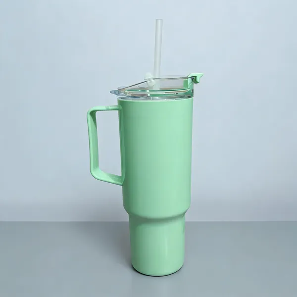 Tumbler_With_Straw_&_Top_Handle1800ml