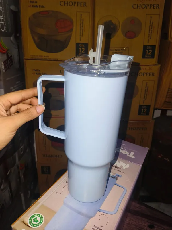 Tumbler_With_Straw_&_Top_Handle1800ml