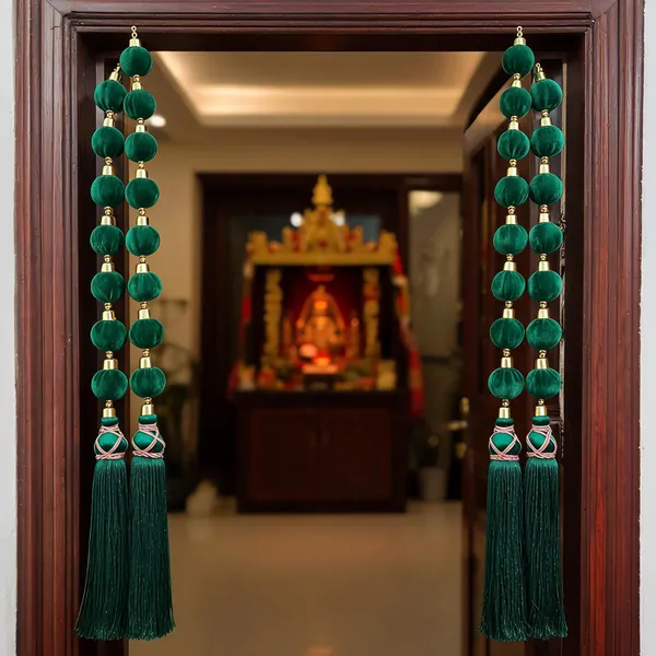 Ball_Toran_Wall_Hanging