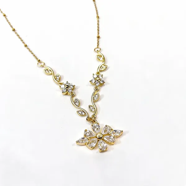 Gold_Tone_Clear_Stone_Floral_Drop_Pendant_Necklace_For_Women