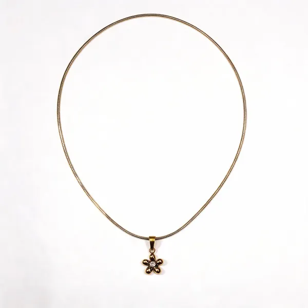 Gold_Tone_Floral_Pendant_Necklace_For_Women