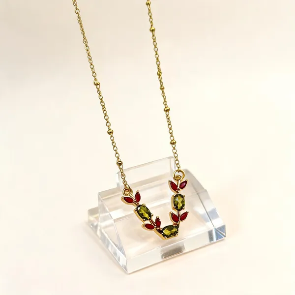 Gold_Tone_Red_Green_Stone_Floral_Tulip_Necklace_For_Women