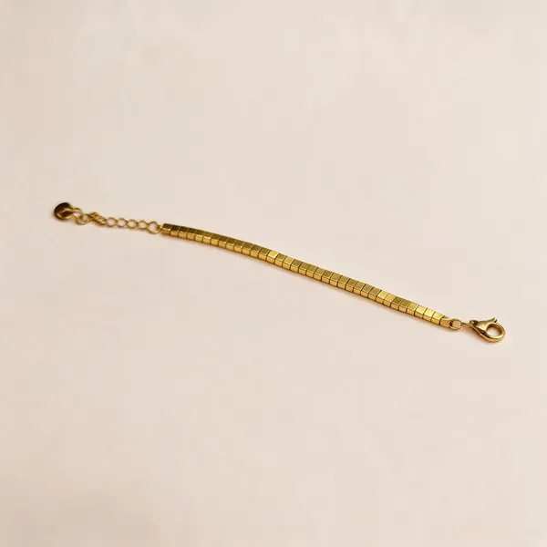 Gold_Anti_Tarnish_Beaded_Chain_Necklace_For_Women