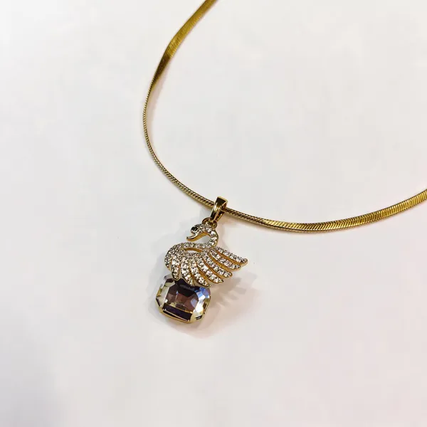 Gold_Stainless_Steel_Swan_Stone_Pendant_Necklace_For_Women