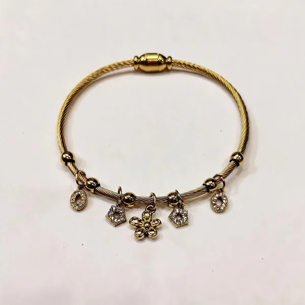 Gold_Anti_Tarnish_Twisted_Strand_Charm_Kada_Bracelet_For_Women