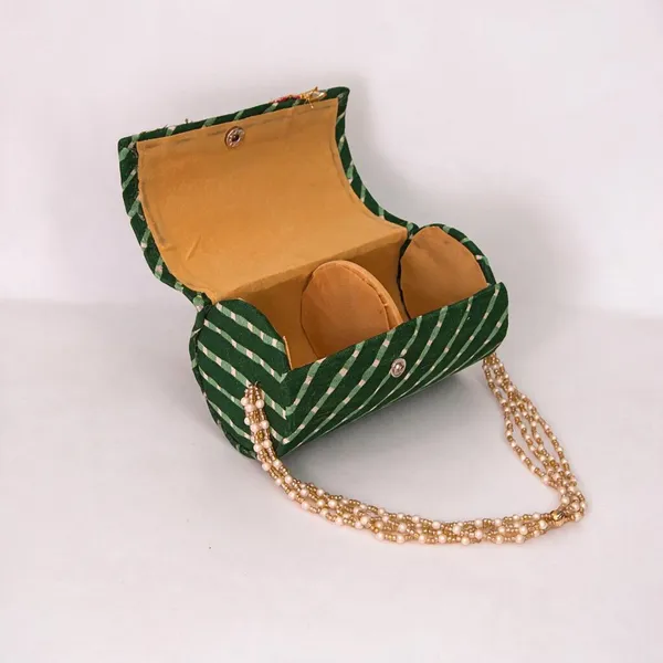 Green_Gold_Fabric_Pearl_Bangle_Storage_Box