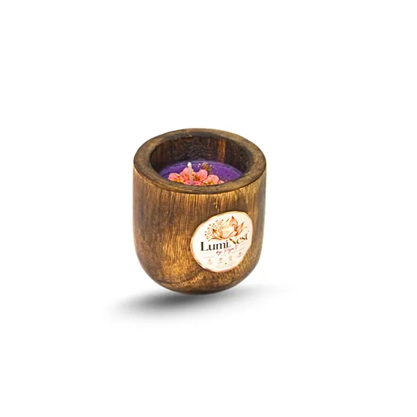 Wax_Festive_Sandalwood_Candle_In_Wooden_Bowl