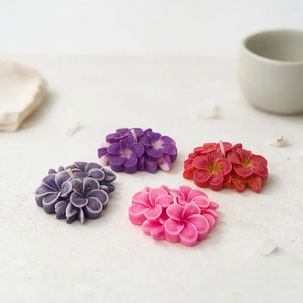 Wax_Festive_Sandalwood_Floating_Flower_Candles_Set_Of_4