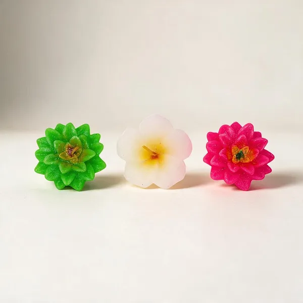 Wax_Festive_Cinnamon_Floating_Flower_Candles_Set_Of_3