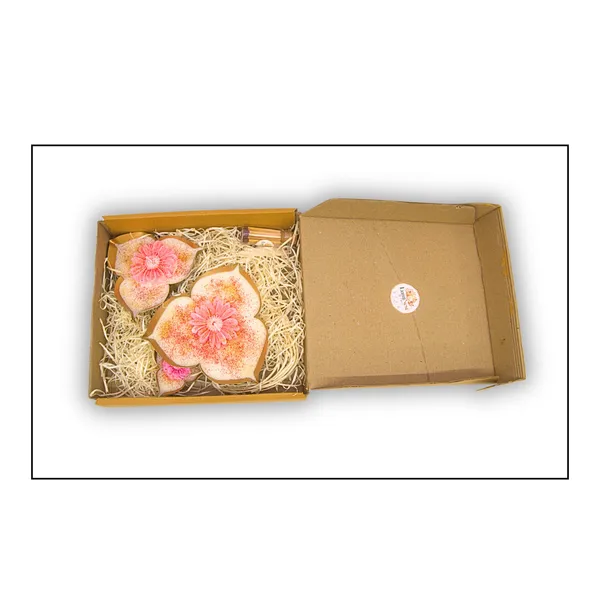 Wax_Festive_Pink_Sandalwood_Scented_Urli_Candle_Gift_Set_Of_3