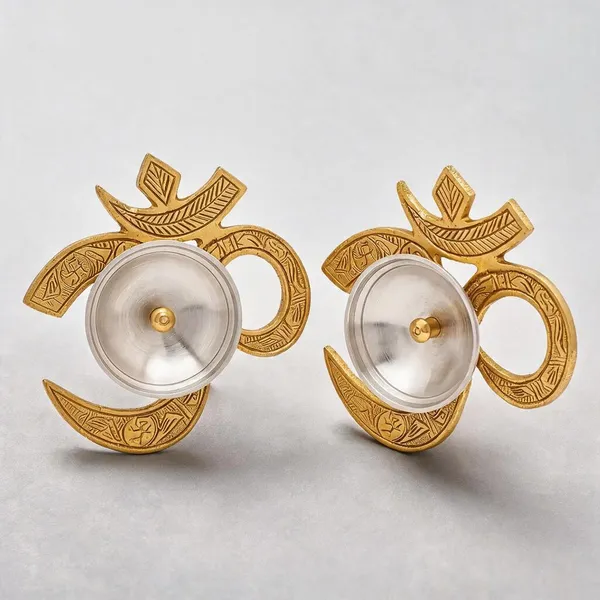 Metal_Festive_Dual-Tone_Gold_&_Silver_Decorative_Diya_Set_Of_2