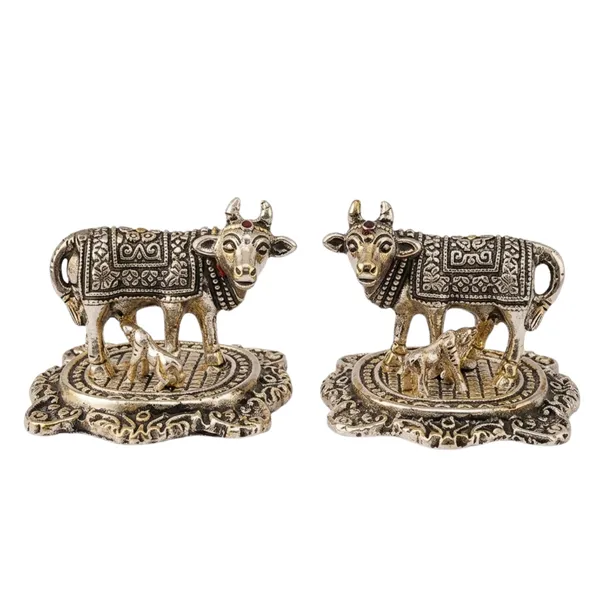 Metal_Silver_&_Gold_Kamdhenu_Cow_Idol_For_Pooja_&_Gifting