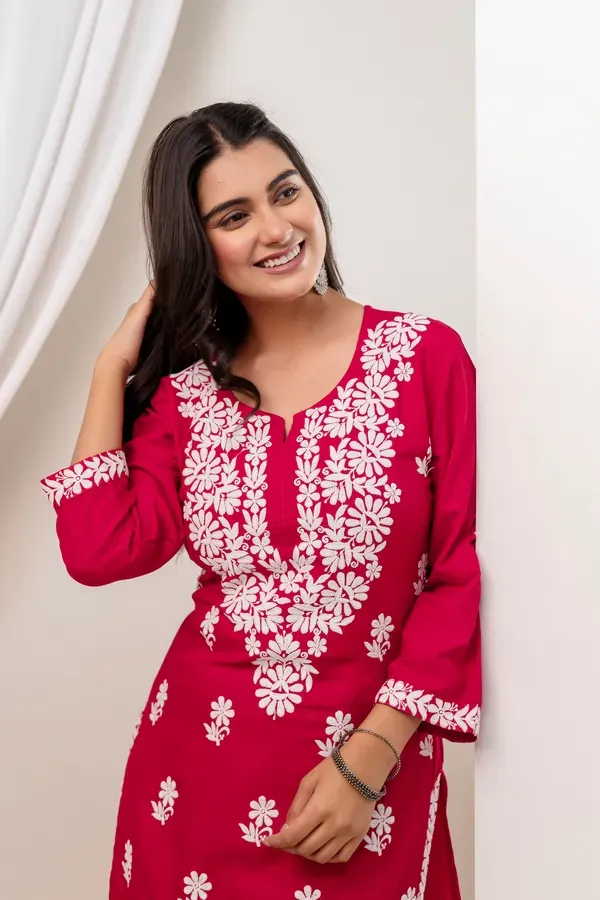 Dark_Pink_Trendy_Kurti_Set_For_Women