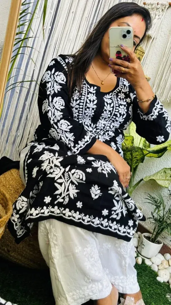 Black_Pure_Rayon_Rose_Modal_Kurti_With_Heavy_Work_On_Daman_And_Sleeves_And_Plazzo_Set