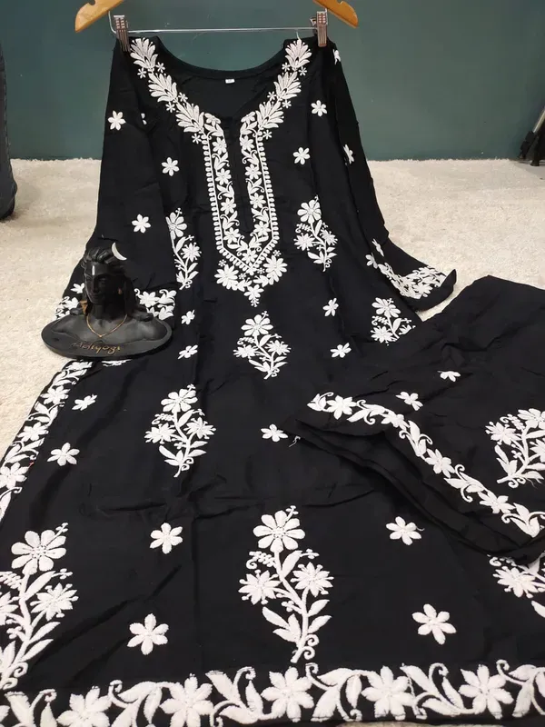 Black_Modal_Two_Piece_Set_For_Women