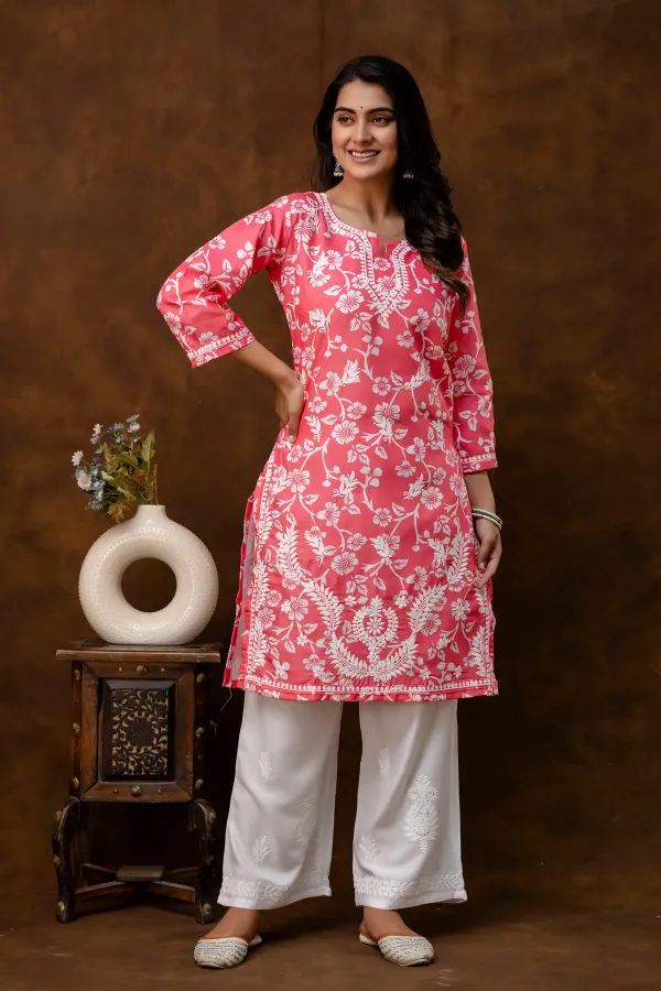 Gajari_Women_S_Cotton_Blend_Chikankari_Embroidered_Straight_Kurta_Set