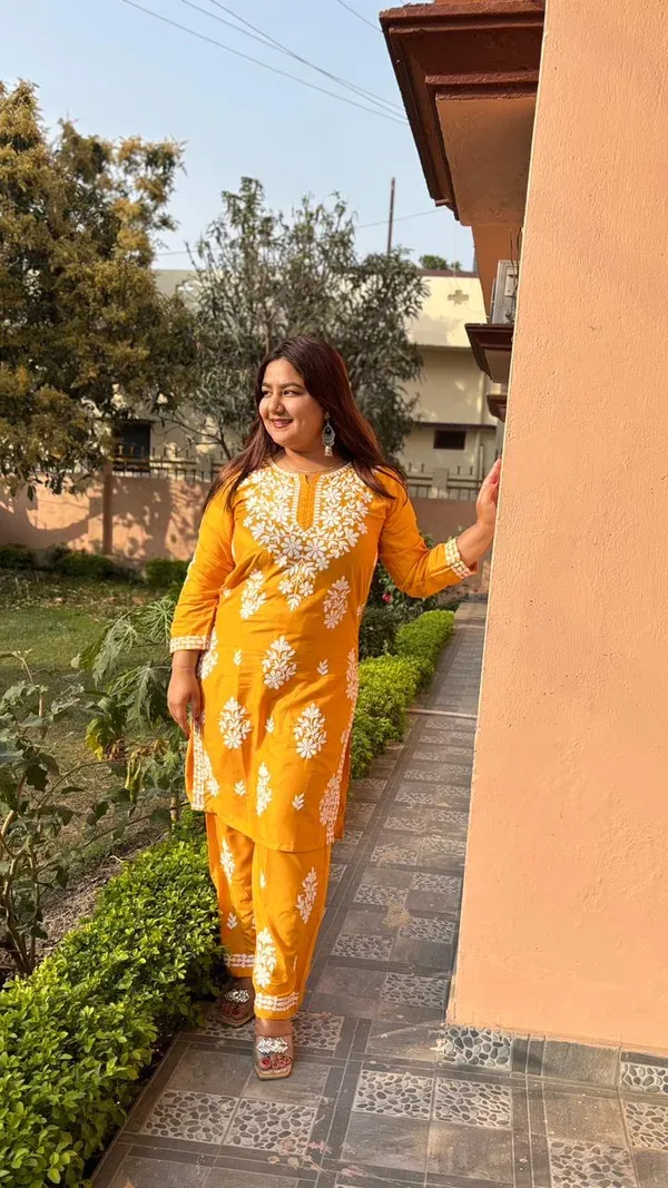 Yellow_Rayon_Cotton_Chikankari_Kurta_With_Palazzo_For_Women