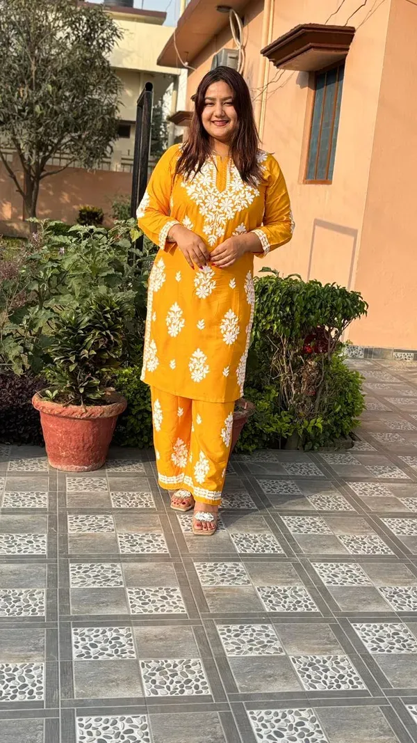 Yellow_Rayon_Cotton_Chikankari_Kurta_With_Palazzo_For_Women