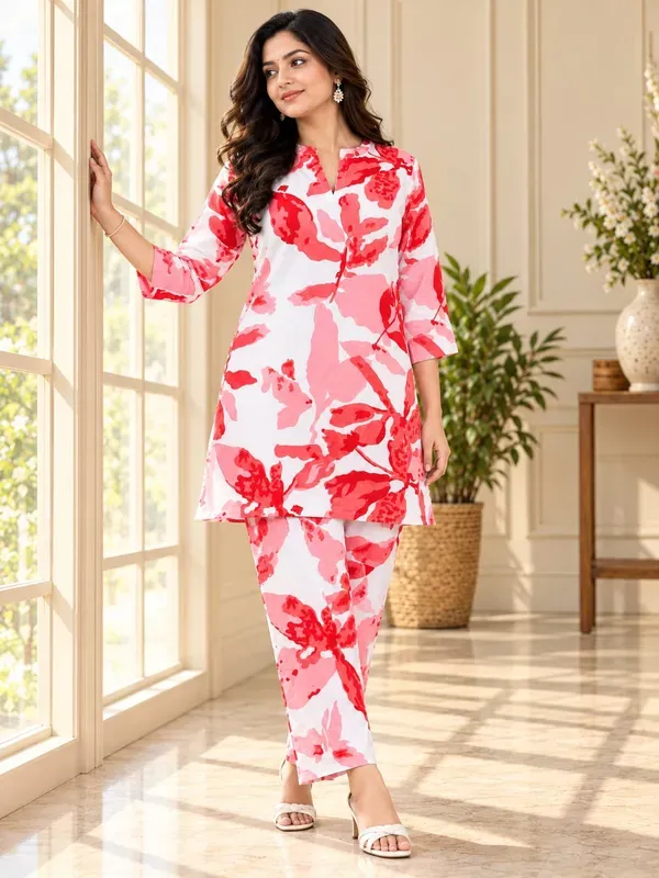 Gajari_Printed_Tunic_With_Trousers_Co_Ord_Set