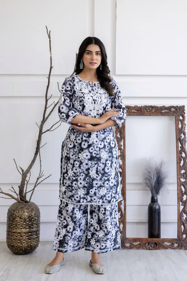 Black_Original_Chikankari_Kurties_With_Mulmul_Cotton_Plazzo
