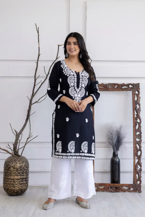 Black_Trendy_Fashionable_Kurtis