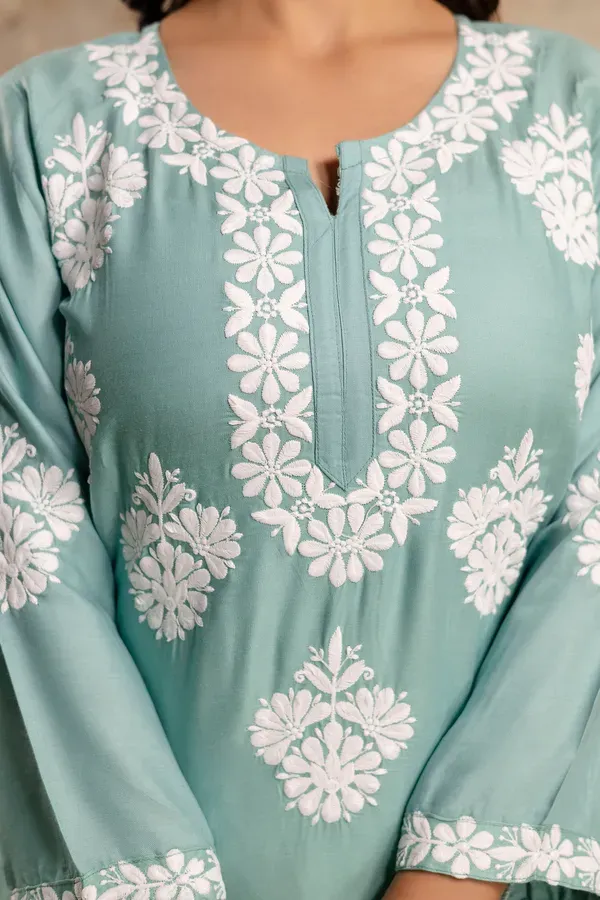 Rama_Green_Floral_Embroidered_Round_Neck_Chikankari_Straight_Kurta_With_Pal