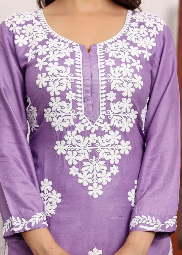 Light_Purple_Chikan_Kurta_For_Women_Rayon_Straight_Chikankari_Kurti_And_Whi