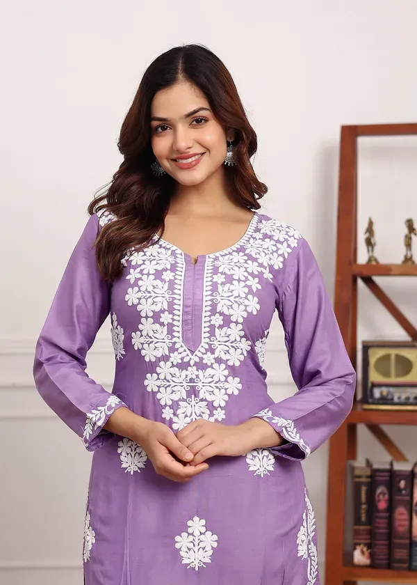 Light_Purple_Chikan_Kurta_For_Women_Rayon_Straight_Chikankari_Kurti_And_Whi
