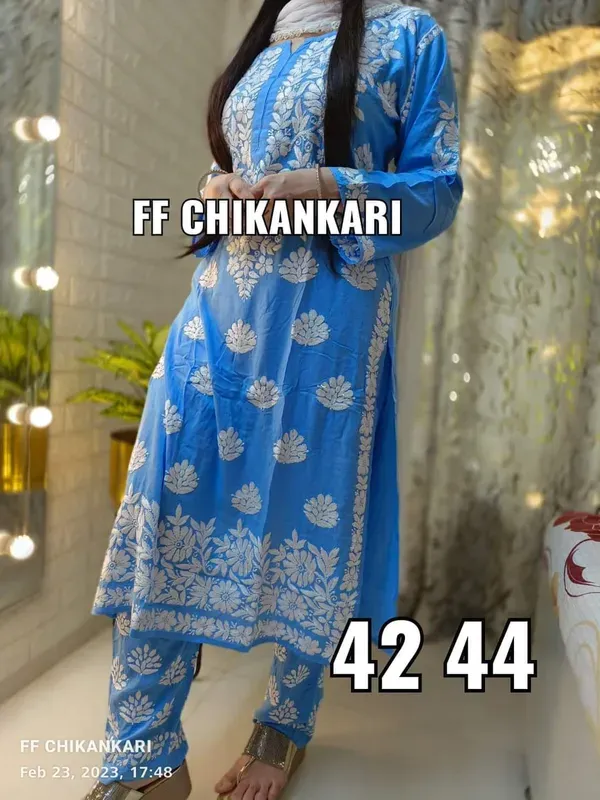 Firoji_Women_Embroidery_Chikankari_Kurti_Plazzo_Set